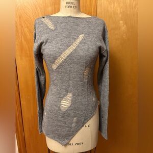Gray Distressed Knit Long Sleeve sweater size s -m